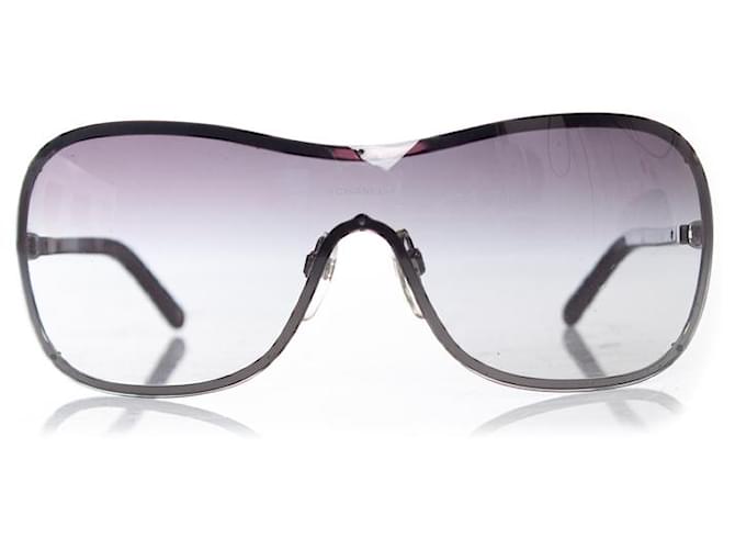 Pre-loved] Chanel Shield Sunglasses - Black/White | Garmentory