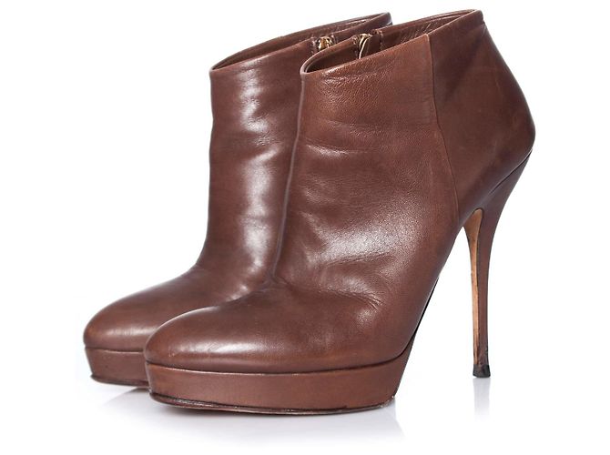 Gucci, Botines plataforma piel marrón. Castaño