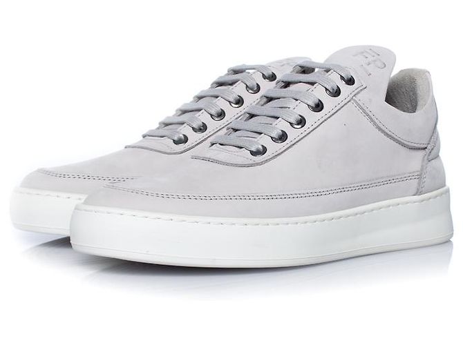 Autre Marque Füllstücke, Sneaker aus grauem Nubukleder