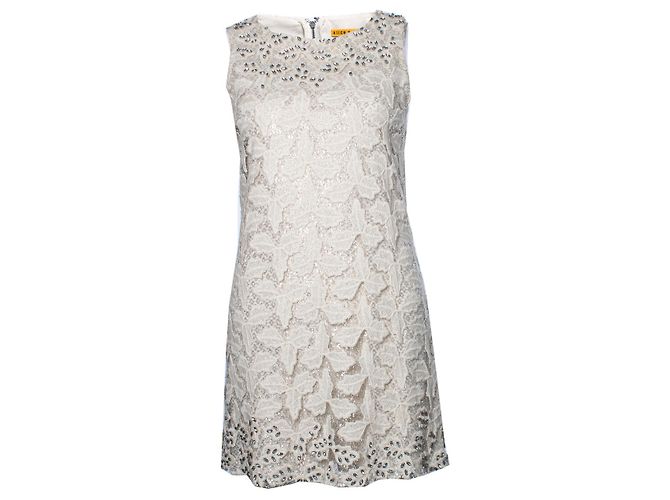 Alice + Olivia Alice e Olivia, vestido de renda com cristais embelezando