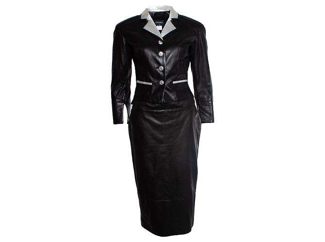 Chanel, Lederrock mit Schlitz Schwarz