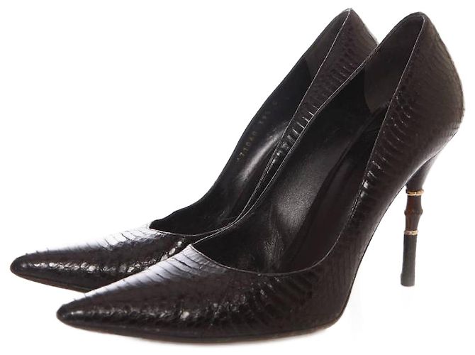 Gucci, bomba de cobra de água preta com bambu