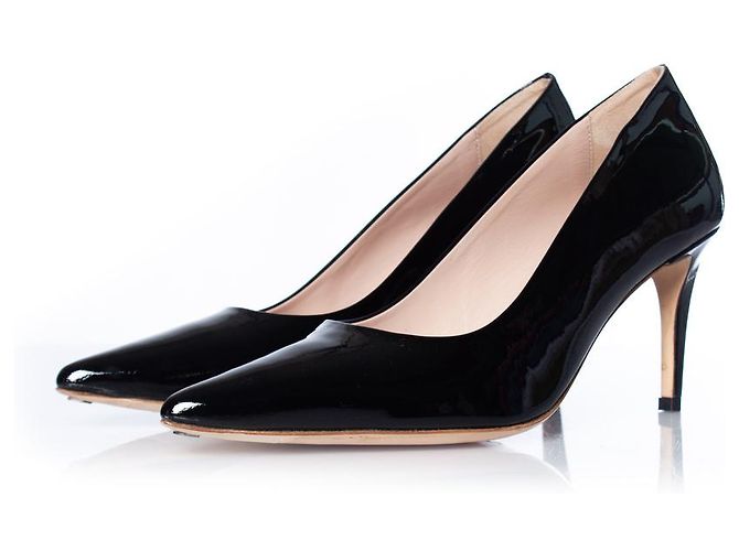 Autre Marque Feraggio, Black patent leather pump 