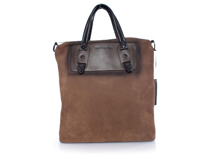 Autre Marque Diesel Nero Oro, borsa in camoscio marrone con tracolla.