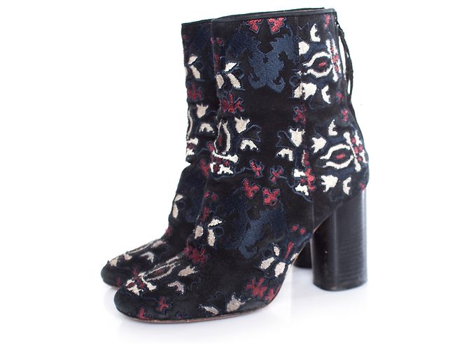 Isabel Marant, Bottines en daim brodées Guya Noir.