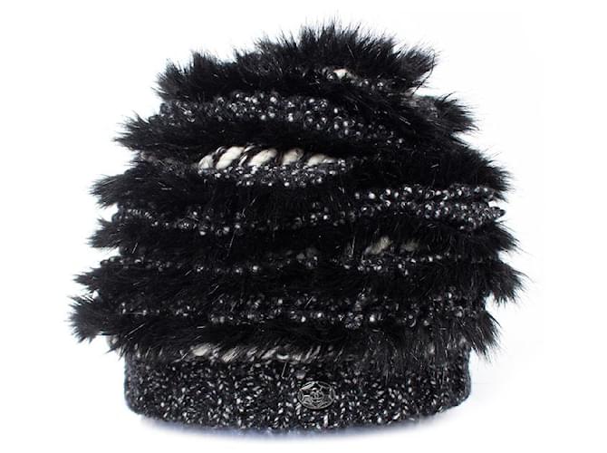 Chanel, Bonnet à franges en fourrure de cachemire Noir Gris  ref.1003206