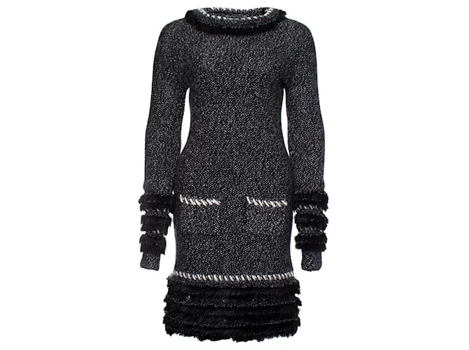 Chanel, Kleid aus Kaschmirfell mit Fransen Schwarz Grau  ref.1003207
