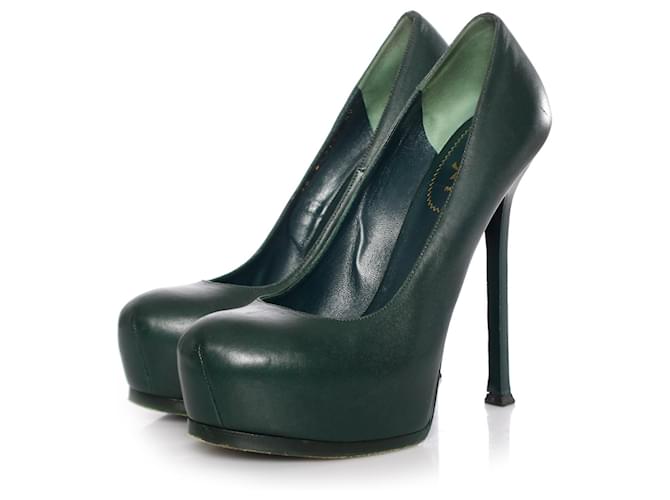 YVES SAINT LAURENT, Tribtoo-Plateaupumps aus grünem Leder.  ref.1003269