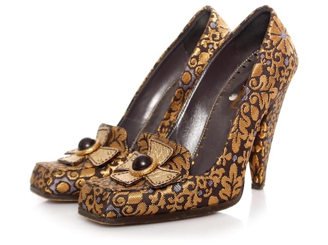 YVES SAINT LAURENT, Casablanca brocade heels. Golden  ref.1003270