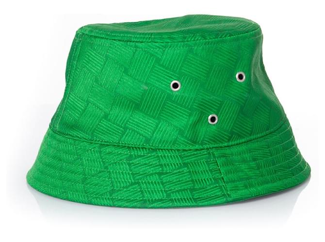 Bottega Veneta, cappello da pescatore intrecciato verde  ref.1003295