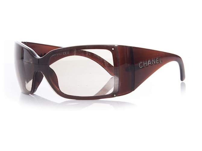 Chanel, Lunettes de soleil bouclier marron.  ref.1003320