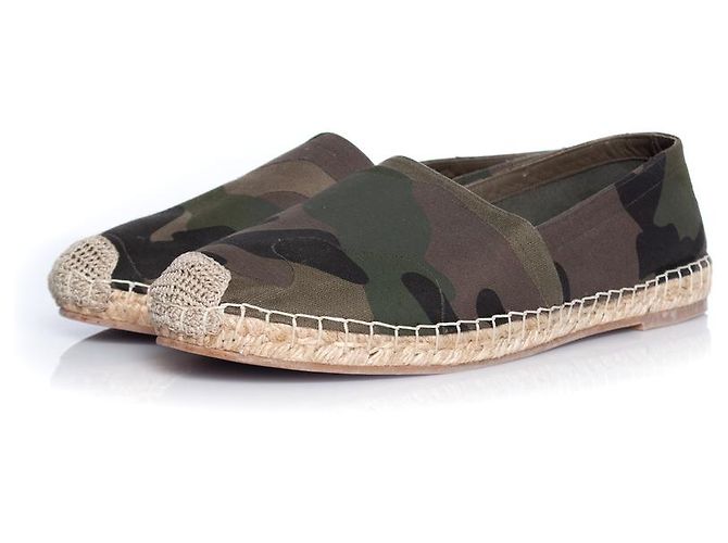 Valentino Garavani, Canvas-Espadrilles in Armeegrün