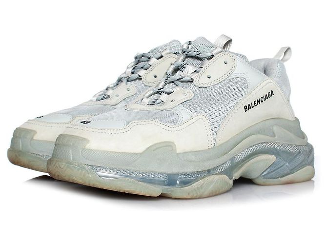 Balenciaga, Triple S-Sneaker in Grau