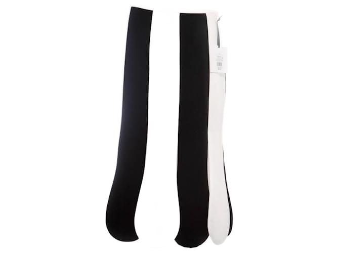 Autre Marque VICTORIA BECKHAM pour CIBLE, black/jupe blanche en taille 8. Polyester Noir  ref.1003588