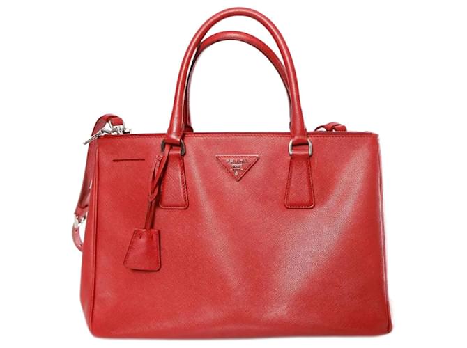 Prada, Galleria-Einkaufstasche aus rotem Saffiano-Leder.  ref.1003709