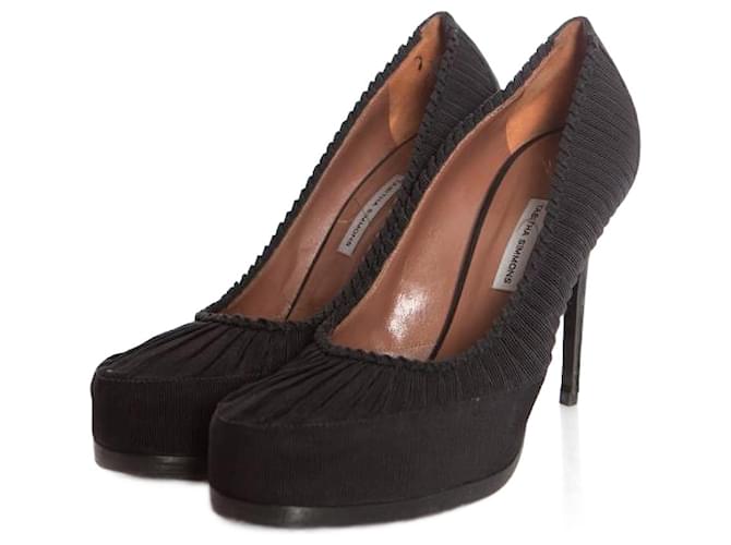 Tabitha Simmons, Black ruched woven round-toe pumps with concealed platforms and covered heels.  ref.1003722