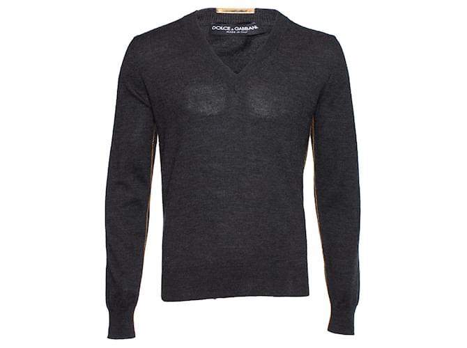 DOLCE & GABBANA, Grey v-neck wool sweater  ref.1003932