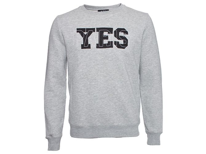 Autre Marque A.P.C., Pull gris avec texte.