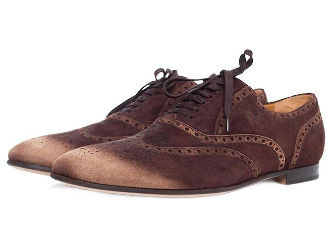 gucci, Suede wingtip derby with light noses. Brown