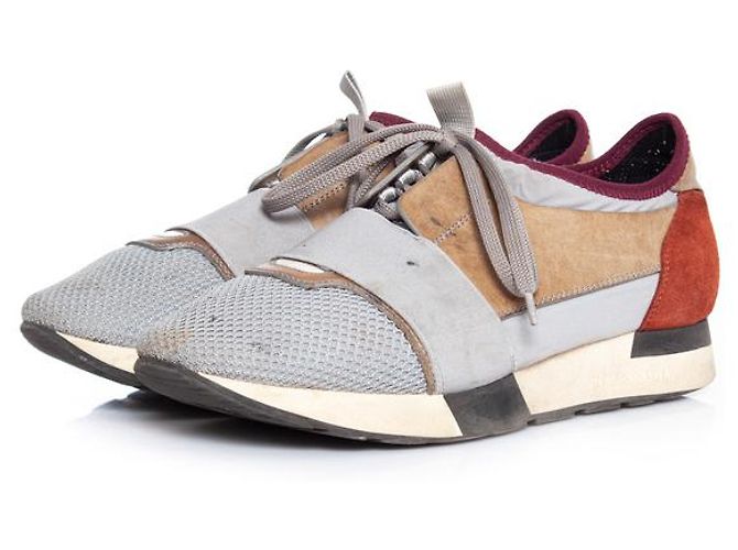balenciaga, Coureurs de course en gris