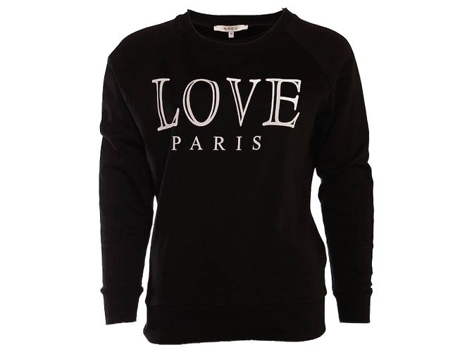 Autre Marque NIKKIE, Schwarzer Pullover mit Aufdruck.