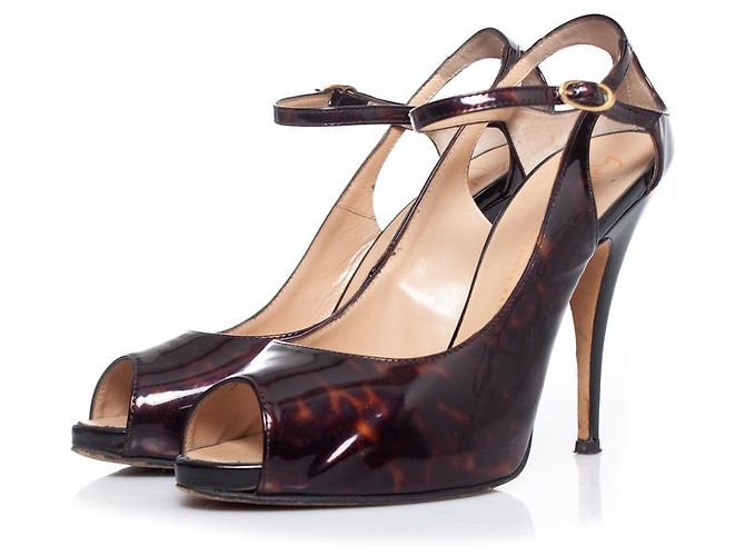 Giuseppe Zanotti, sandalias peep-toe de charol Castaño