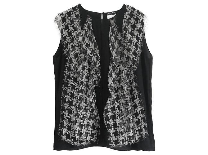 Chanel Spring 2010 Houndstooth Silk Frilled Blouse Black Cream