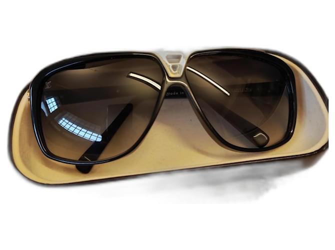 Louis Vuitton 1.1 Evidence Sunglasses Z1502E Gold Black Unisex Auth #020901  | eBay