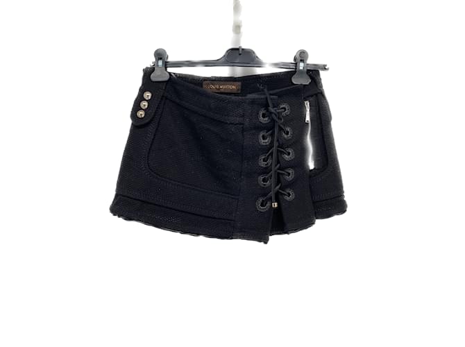 Nice Louis Vuitton skirt size 36