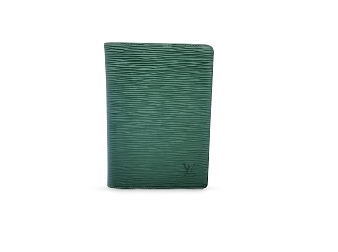 Louis Vuitton Carteira porta documentos em couro Epi verde vintage  ref.1006855