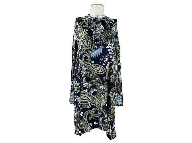 Vestido Hale Bob de viscose e elastano Tamanho L Multicor