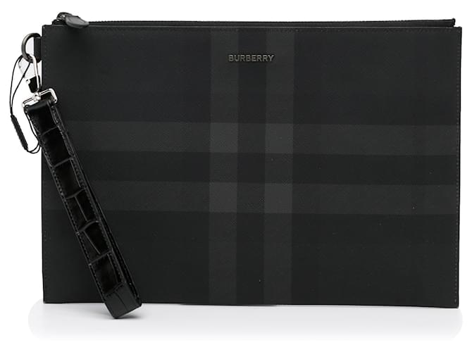 Burberry best sale large clutch