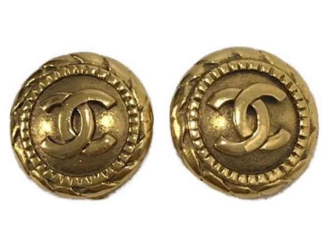 ***Pendientes marca coco CHANEL Dorado
