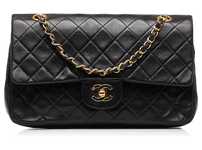 Chanel Black Medium Classic Lambskin Double Flap Leather ref.976001 - Joli  Closet