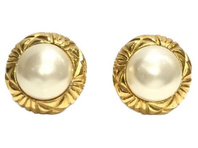 Boucles d'oreilles Chanel dorées