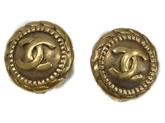 ***Orecchini vintage CHANEL D'oro 