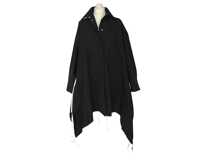 Loewe Manteaux, Vêtements d'extérieur Polyester Noir  ref.976575