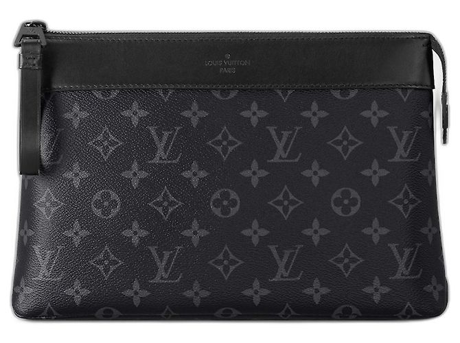 Louis Vuitton Pochette Voyage Souple Monogramme Eclipse Noir