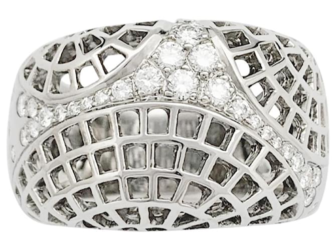 Bague Cartier, "Nouvelle Vague Paris", or blanc. Diamant  ref.977608