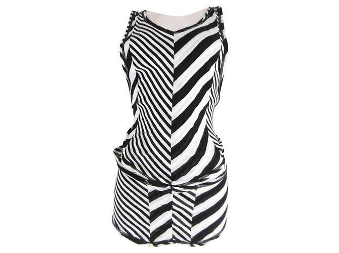 Top asimétrico Limi Feu Negro Blanco