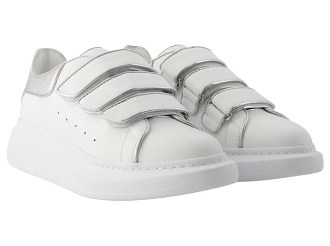 Baskets Oversize - Alexander Mcqueen - Cuir - Blanc/Argentée  ref.979084