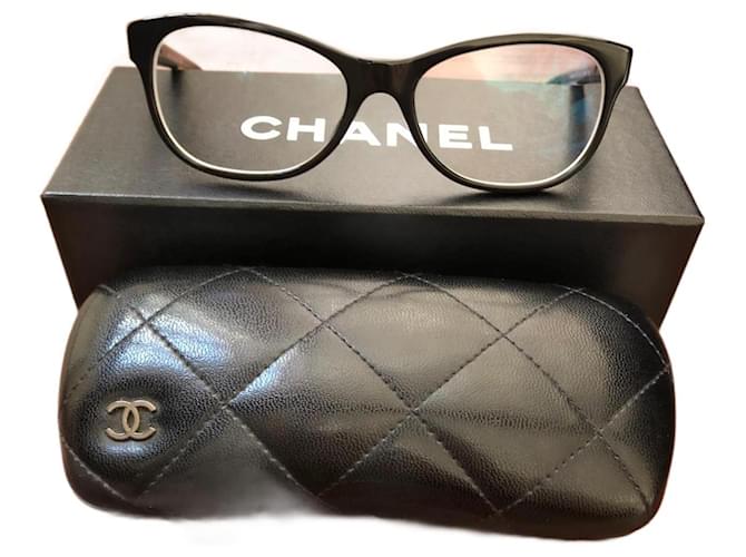 Chanel black quilted glasses with case and box Acetate ref.980396
