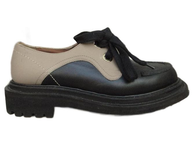 derbies Pollini p 37 état neuf Noir Beige