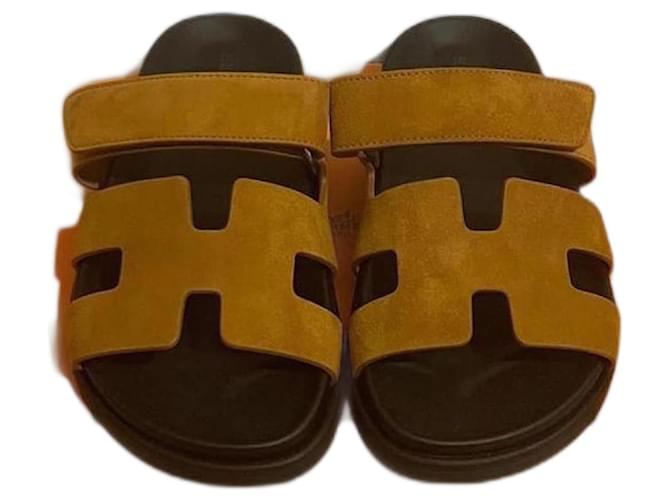 Hermès sandali Marrone chiaro Scamosciato  ref.980803