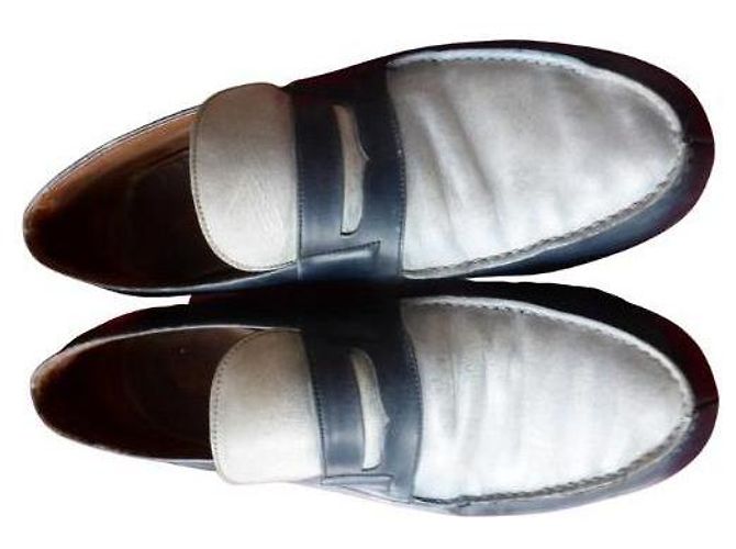 Autre Marque Mocassini in pelle blu navy e bianco