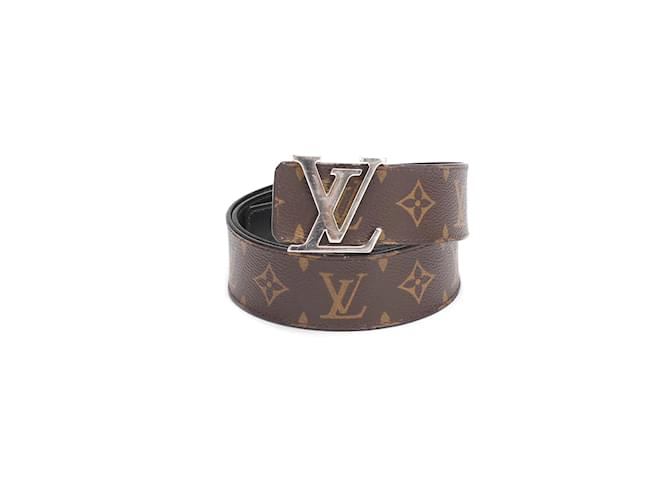 Cinturón de cuero Louis Vuitton Monogram Initiales M9821 en muy buen estado Castaño  ref.982411