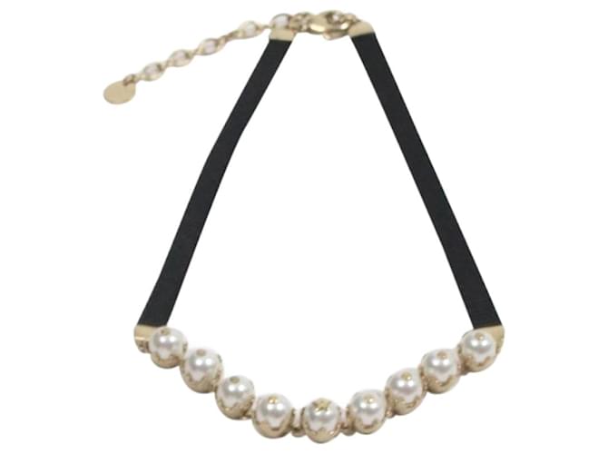 Christian Dior Tour de cou en tissu de perles dorées  ref.983345