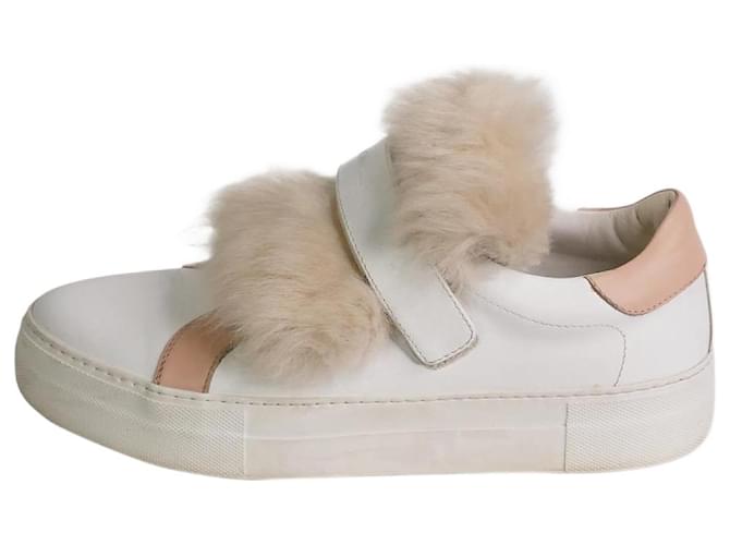 Moncler White slip-on fur detail trainers - size EU 37 Leather  ref.984015