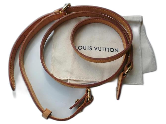 LOUIS VUITTON Adjustable gold leather bag strap Almost new condition Beige  ref.984370