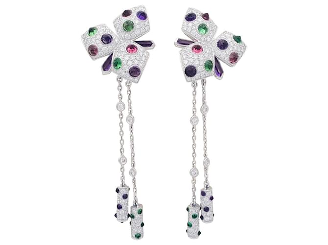 Boucles d'oreilles  Cartier, "Caresse d'Orchidée", or blanc, diamants, pierres de couleur.  ref.984433